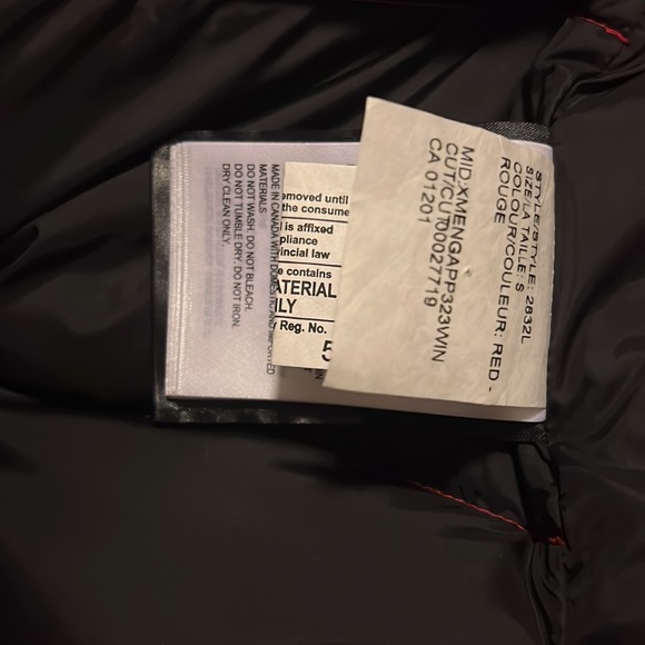 Canada goose red vest - Picture 4 of 6